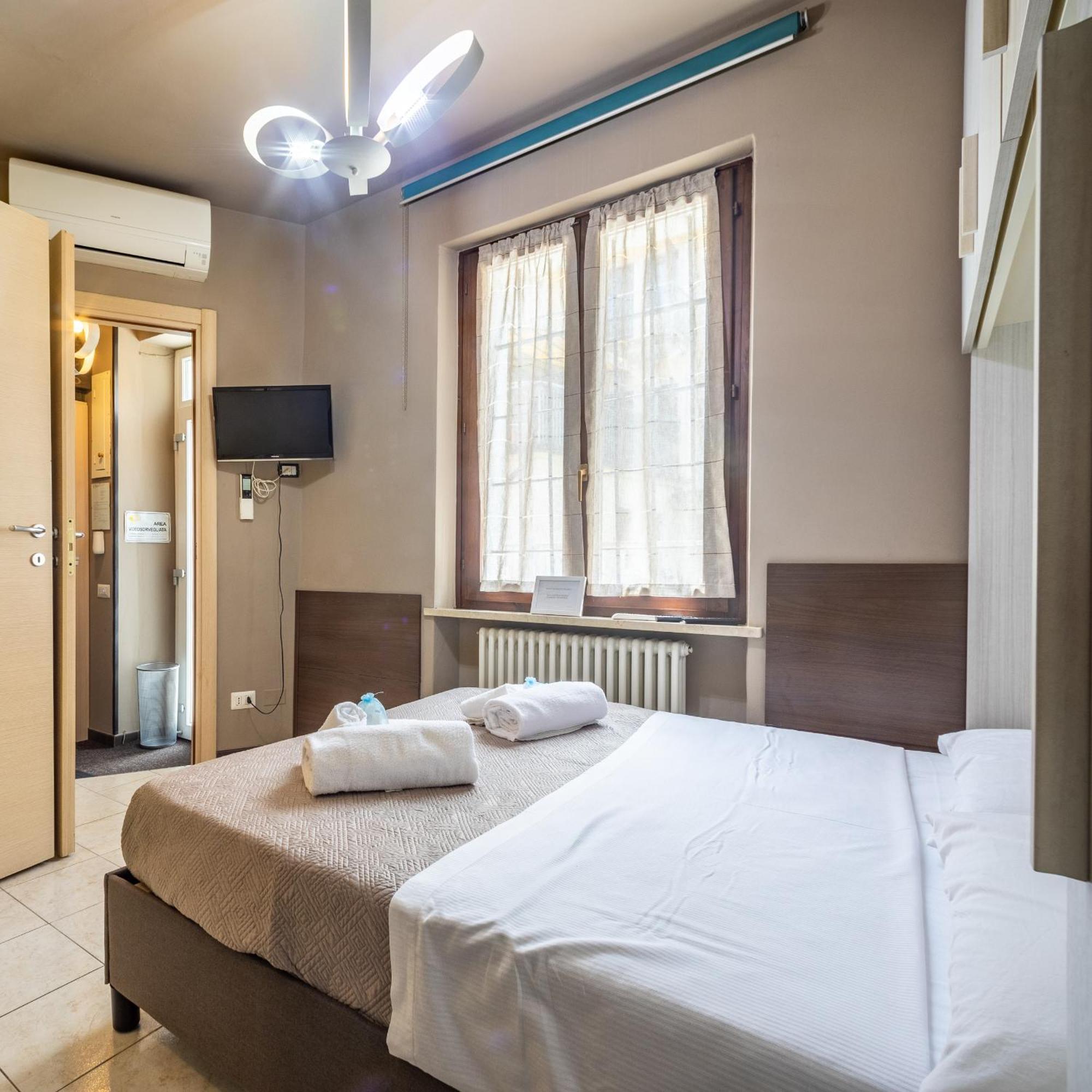Italstay - Nuova Residenza Romeo - Affittacamere Verona Exteriör bild