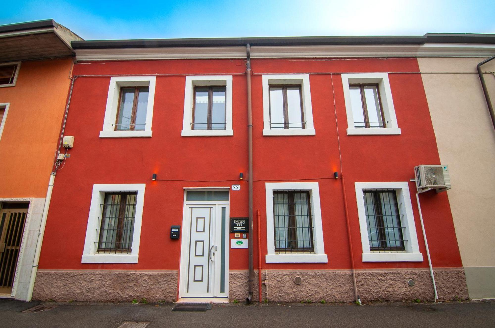 Italstay - Nuova Residenza Romeo - Affittacamere Verona Exteriör bild